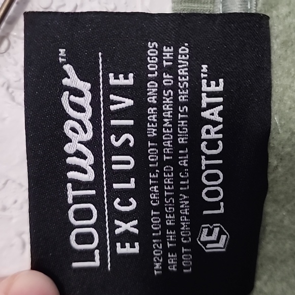 Lootwear exclusive Iron-Blooded Orphans forest green sweatshirt size medium - Picture 4 of 5